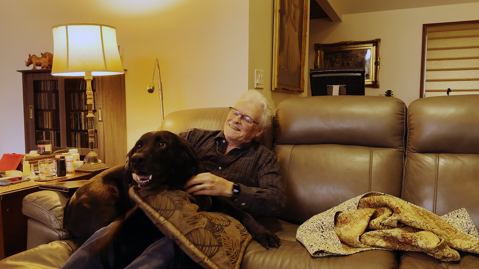 スティーヴ・デトレイさんと愛犬のバラカ